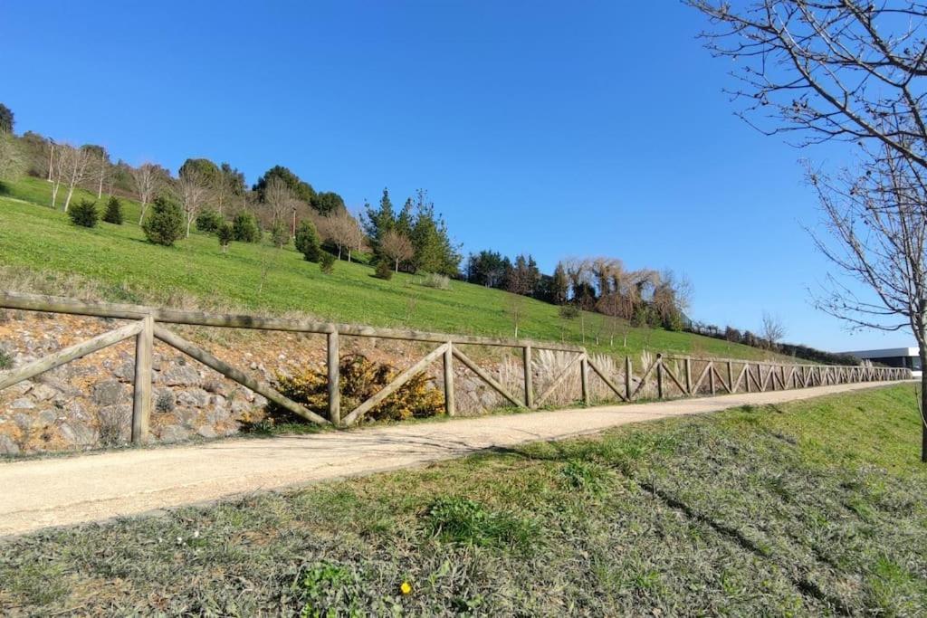 Apartament Atico Mirador Del Naranco, Parking Gratuito, Wifi, Zona Residencial *